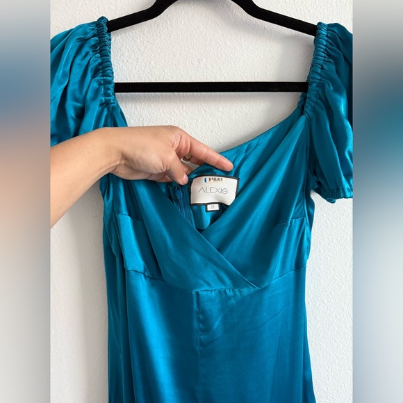 ALEXIS
Cadiz Dress - Picture 4 of 10